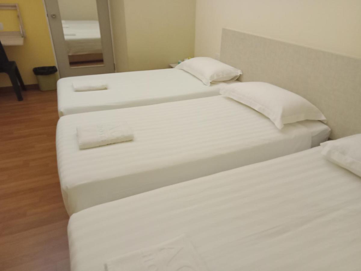 1Acs Residence Кучінг Екстер'єр фото