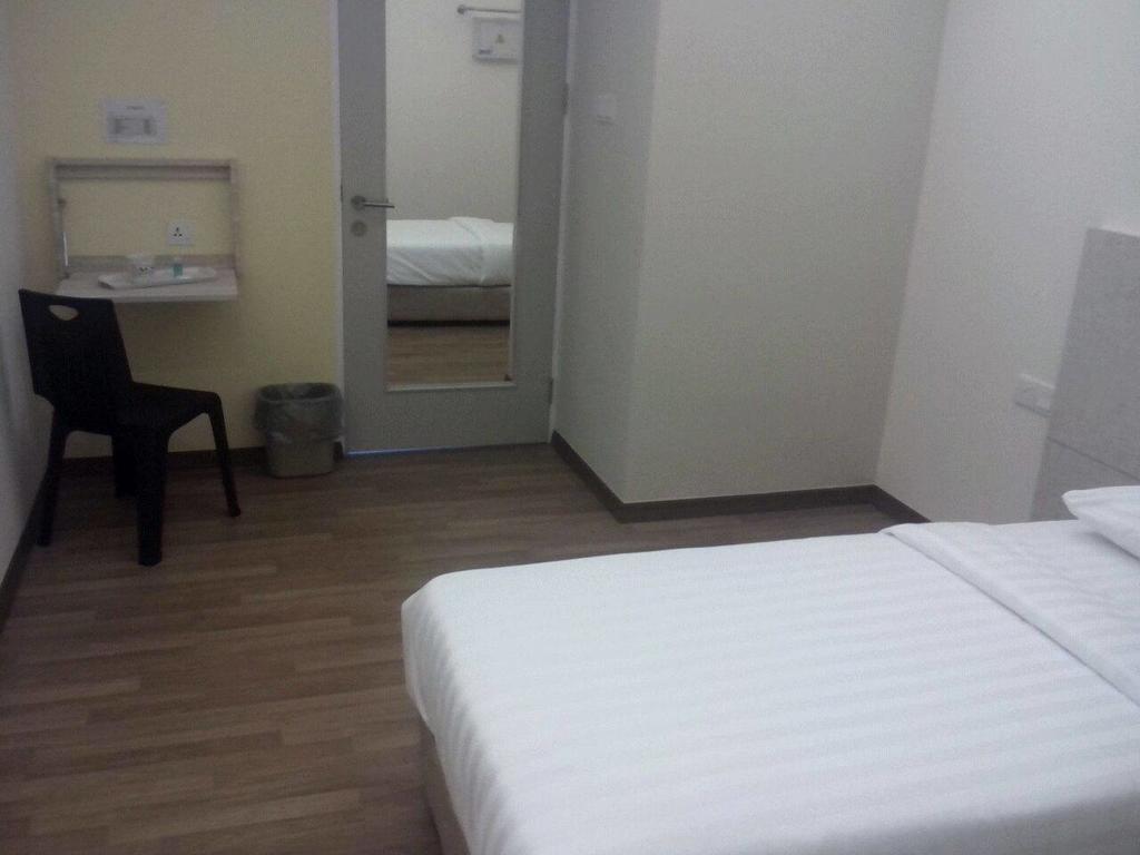 1Acs Residence Кучінг Номер фото