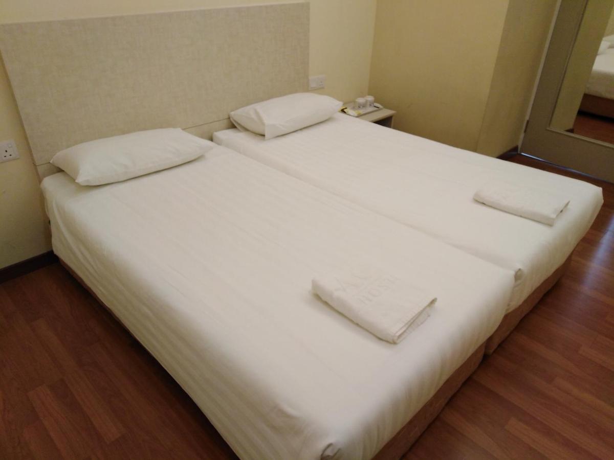 1Acs Residence Кучінг Екстер'єр фото